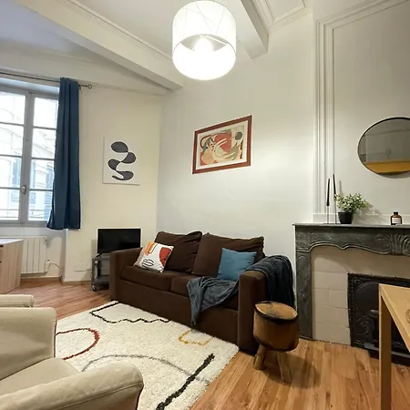 Appartement La Maquette - A 2 Pas Des Arenes Nîmes
